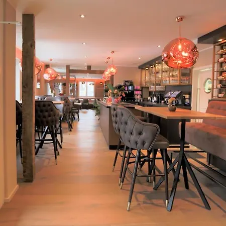 Hotel Auszeit Neunkirchen-seelscheid 3*