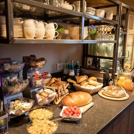 Hotel Auszeit Neunkirchen-seelscheid 3*