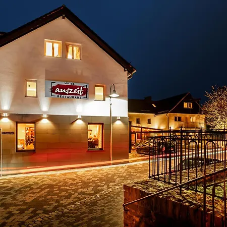 Auszeit Neunkirchen-seelscheid Szálloda 3*