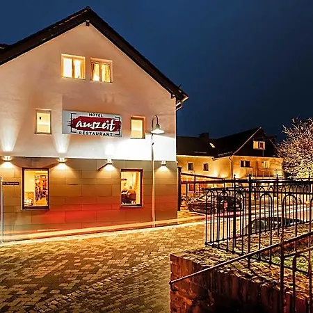 Hotel Auszeit Neunkirchen-seelscheid 3*