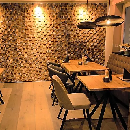 Hotel Auszeit Neunkirchen-seelscheid 3*