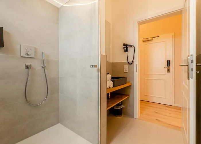 Отель Auszeit Neunkirchen-seelscheid 3*